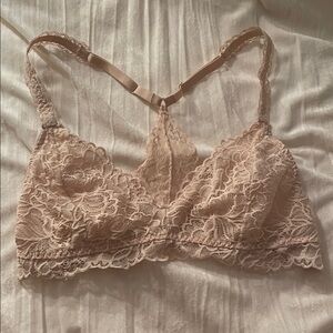 Elegant Lace Bralette in Blush